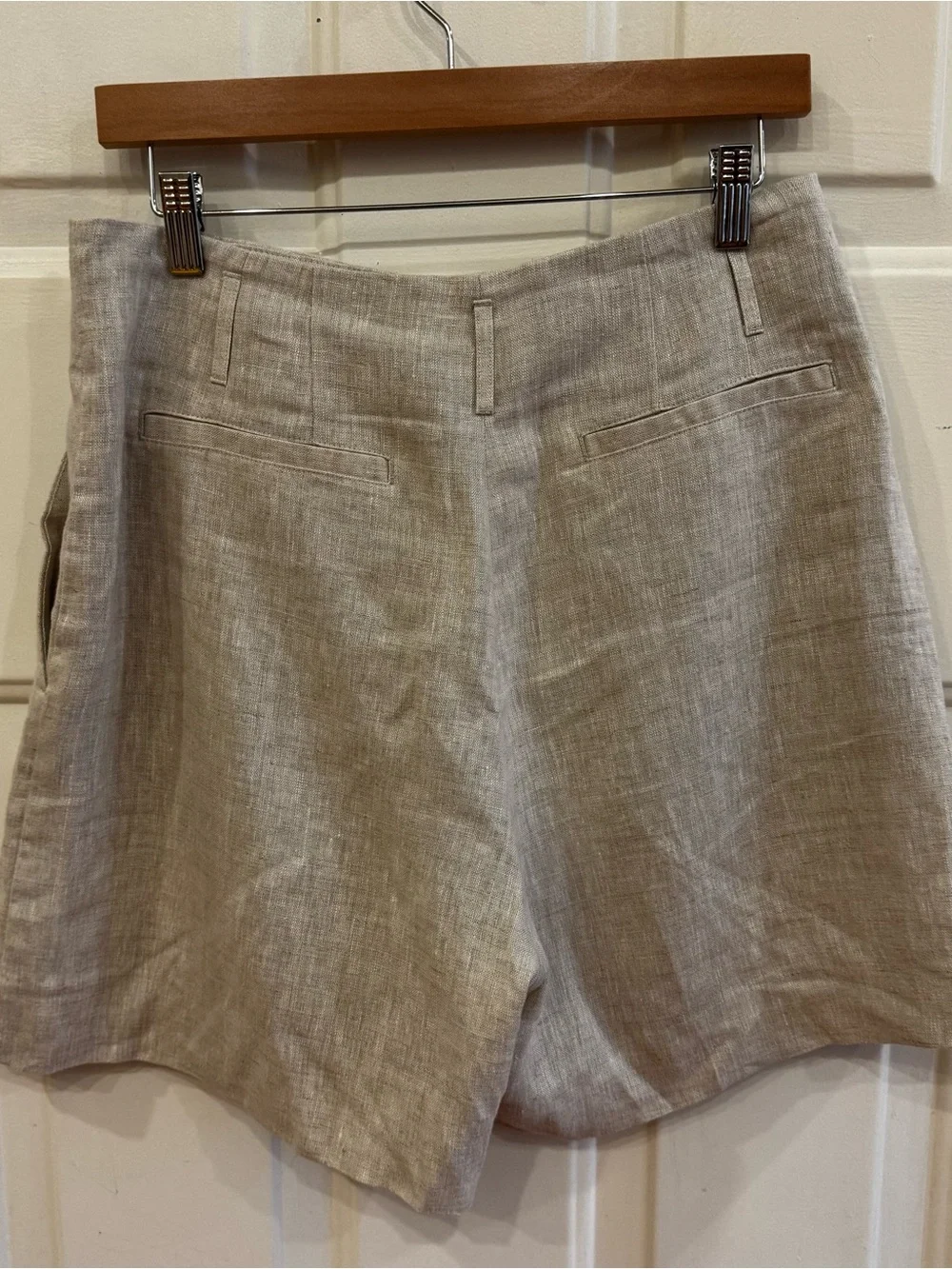 NWT Banana Republic Lina Pleated Linen Shorts Size 8
